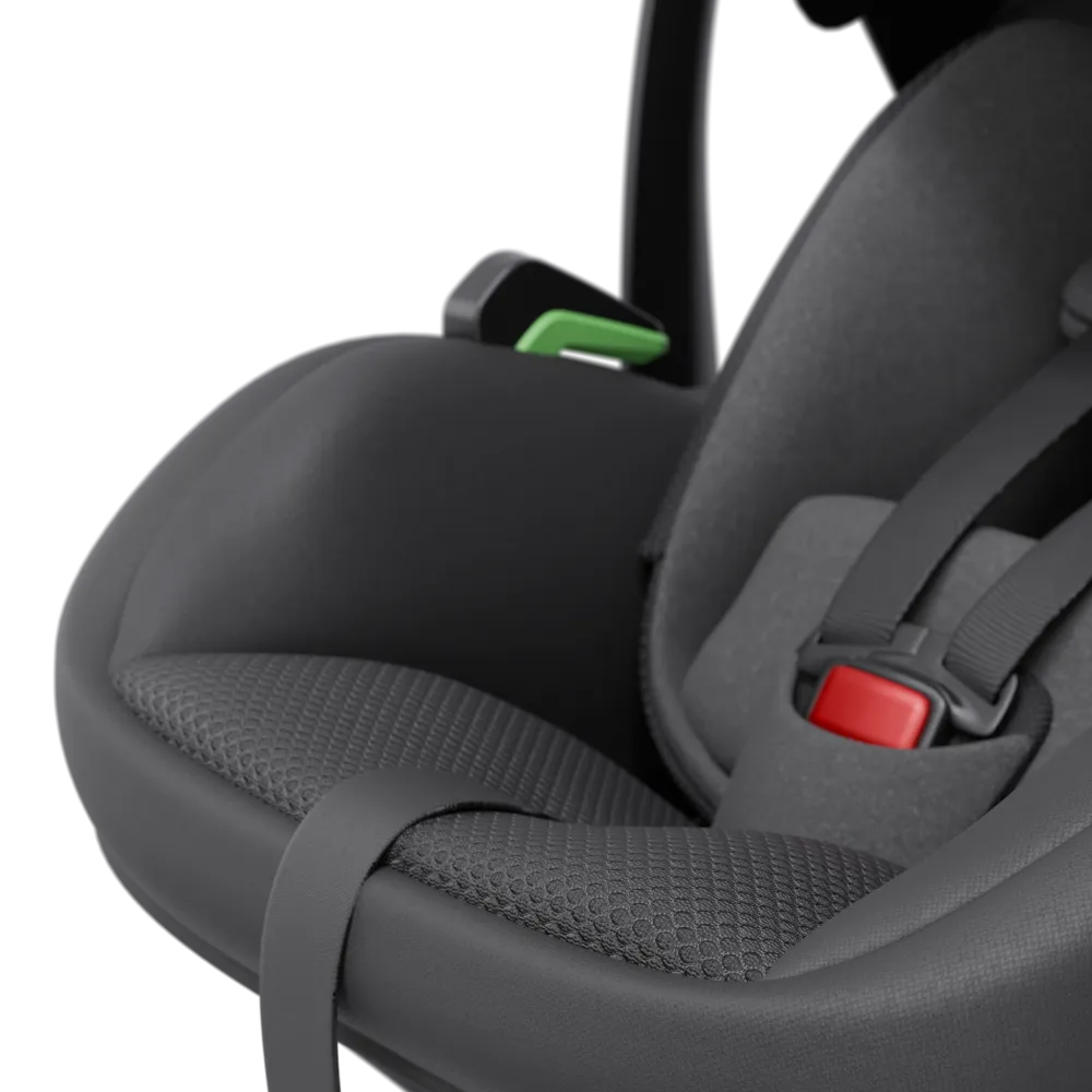 Avionaut Pixel 3 Infant Carrier Car Seat, lightweight design with modular insert system, suitable from birth to 13kg, featuring a memory foam headrest and side impact panel.
