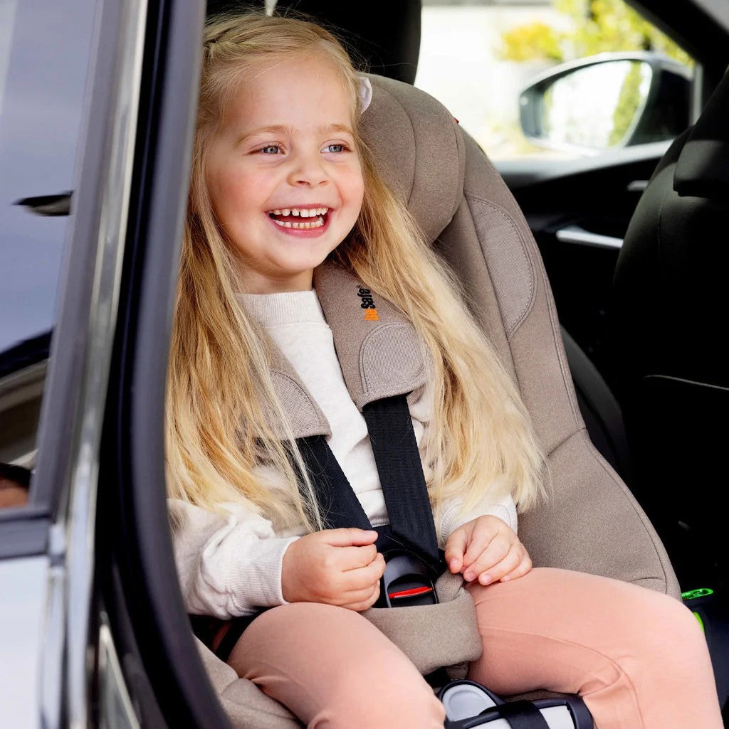 BeSafe Beyond 2 360 Dark Sand Soft Breeze Rearfacing.ie