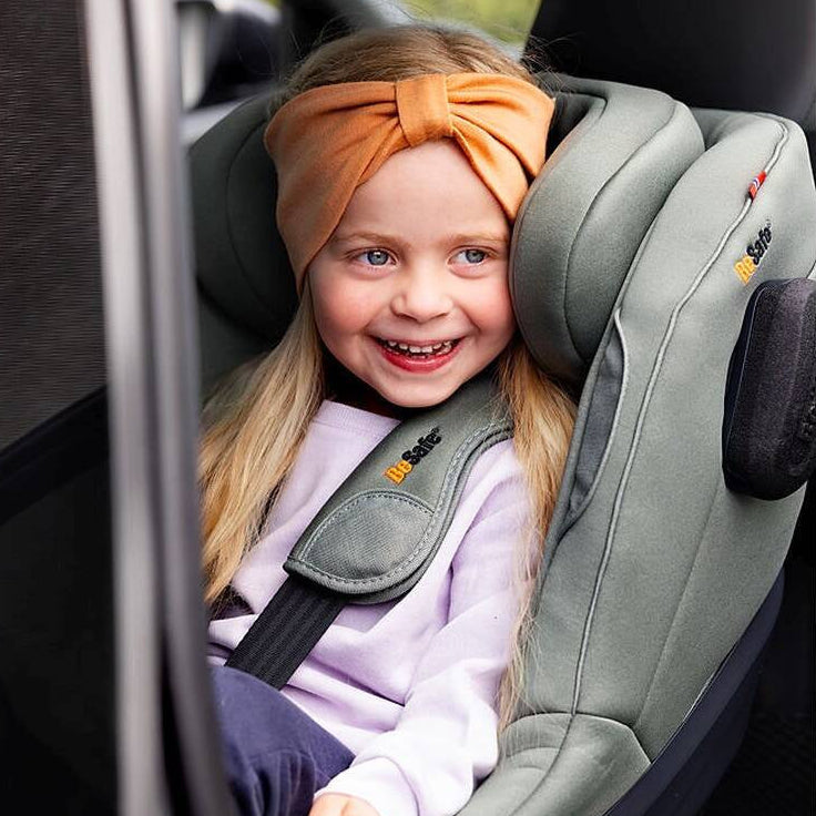 BeSafe Beyond 2 360 Meadow Green Soft Breeze I 22kg 125cm Rear and Forward Facing Car Seat
